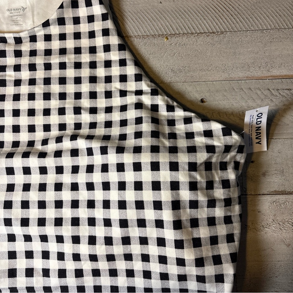 Old Navy Active Powerchill Light Support Top Black & White Bra 4x NWT! - Picture 3 of 16